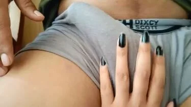Bra as Masturbator in Hindi Sexy Bf Video