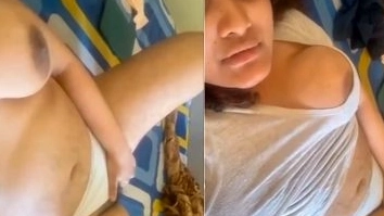 Desi Girl Nude, Playing Boob Chut