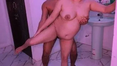 Housewife’s enormous breasts hard fuck in XXX MMS