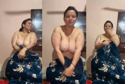 Milf Shows Enormous Breasts on Masahub