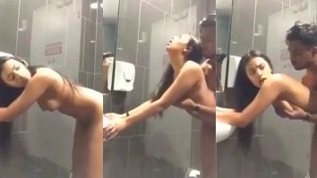 Sex Record In Bathroom Young Couple’s